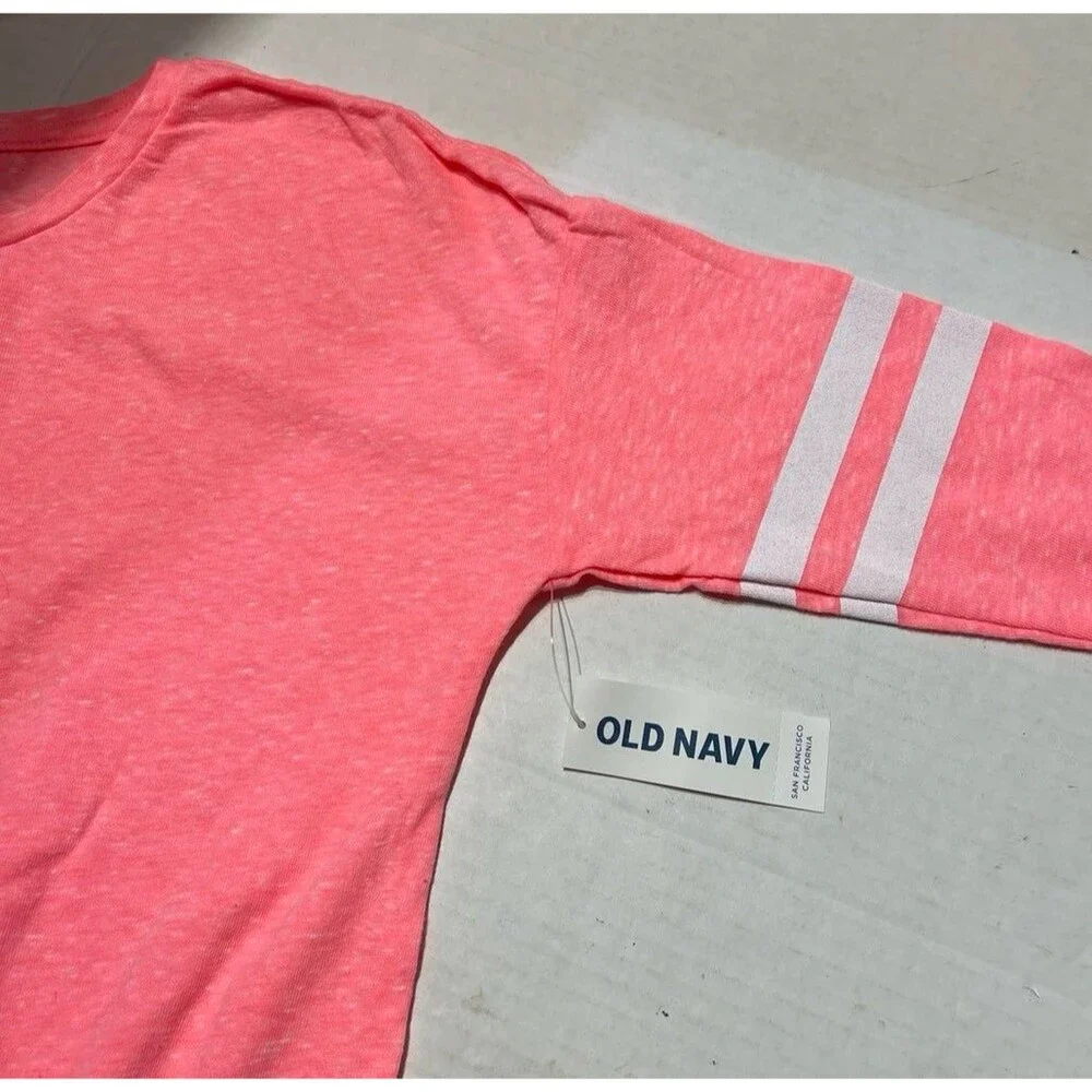 Old Navy Relaxed Scoop-Neck Tee Size S (6-7) New with Tags